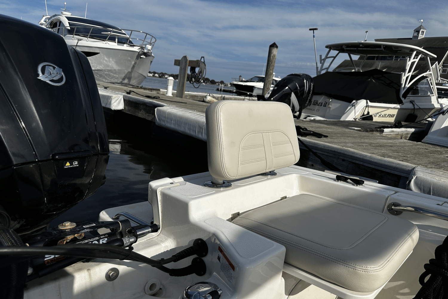Slide: The Image of Boston Whaler 170 MONTAUK 2020 - 8