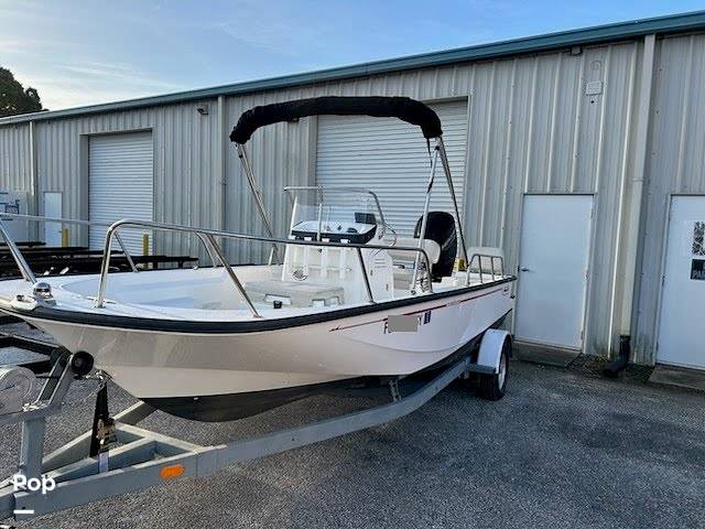 Slide: The Image of Boston Whaler 170 Montauk 2021 - 15325871