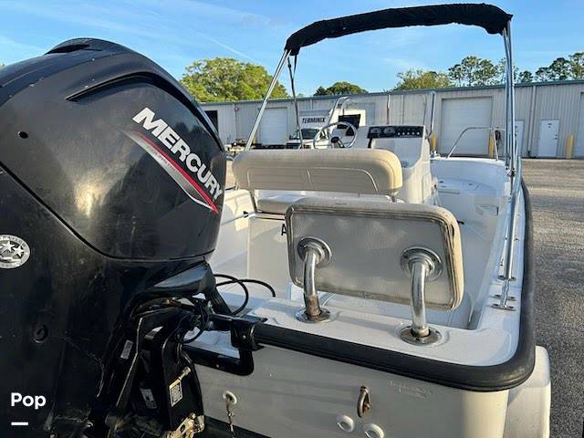 Slide: The Image of Boston Whaler 170 Montauk 2021 - 15325907