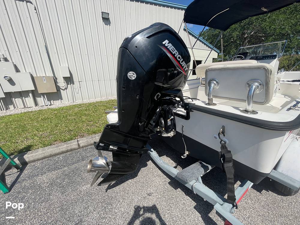 Slide: The Image of Boston Whaler 170 Montauk 2021 - 15357919