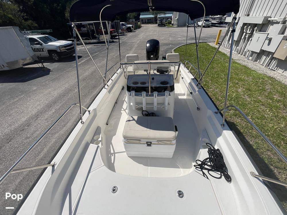 Slide: The Image of Boston Whaler 170 Montauk 2021 - 15357952