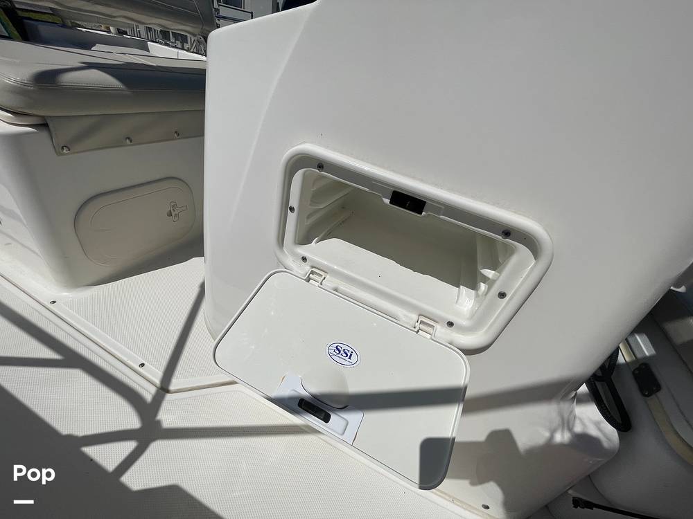 Slide: The Image of Boston Whaler 170 Montauk 2021 - 15357954