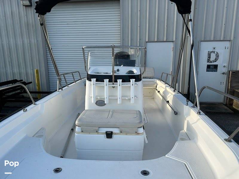 Slide: The Image of Boston Whaler 170 Montauk 2021 - 15325900