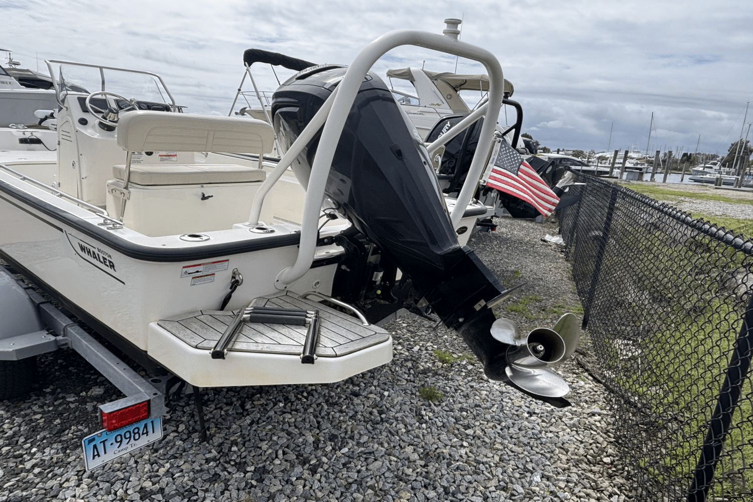 Slide: The Image of Boston Whaler 170 MONTAUK 2021 - 6
