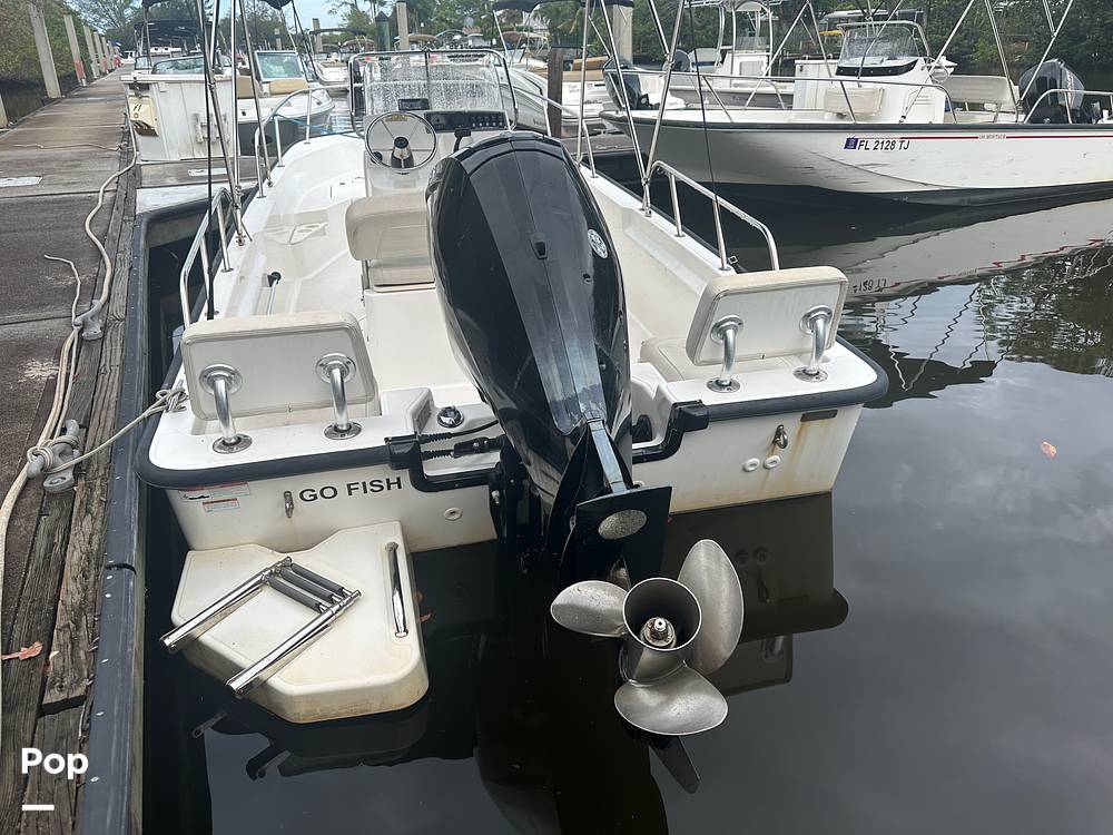 Slide: The Image of Boston Whaler 170 Montauk 2022 - 15455486