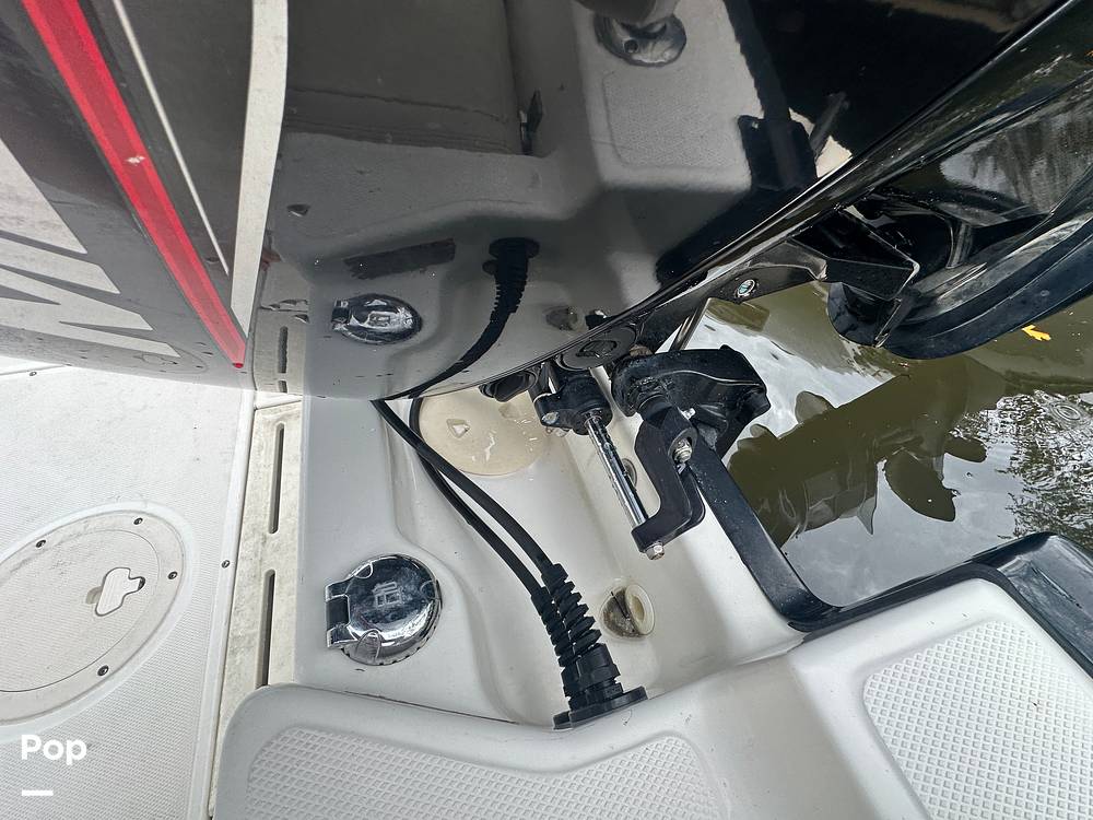 Slide: The Image of Boston Whaler 170 Montauk 2022 - 15455521