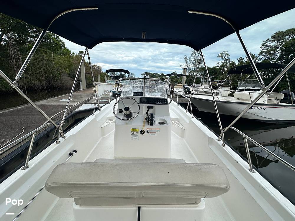 Slide: The Image of Boston Whaler 170 Montauk 2022 - 15455522