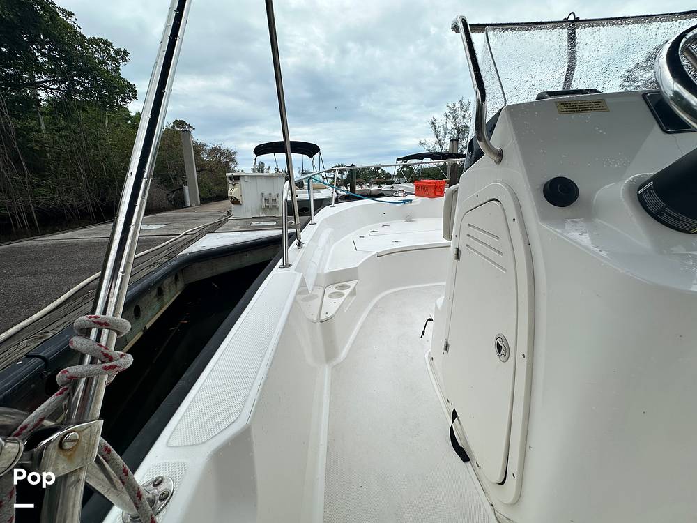 Slide: The Image of Boston Whaler 170 Montauk 2022 - 15455540