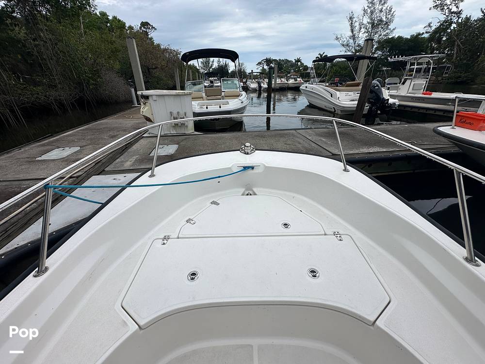 Slide: The Image of Boston Whaler 170 Montauk 2022 - 15455545