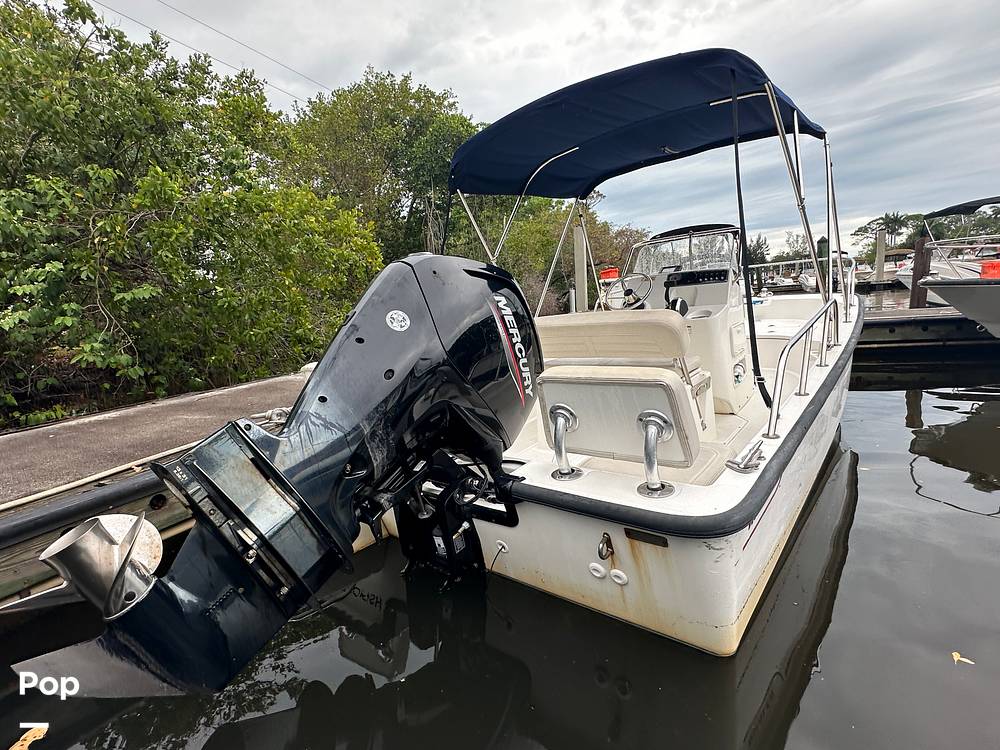 Slide: The Image of Boston Whaler 170 Montauk 2022 - 15455553