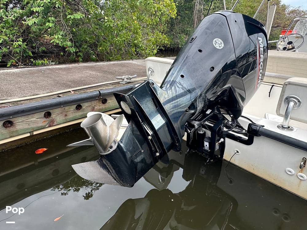 Slide: The Image of Boston Whaler 170 Montauk 2022 - 15455555