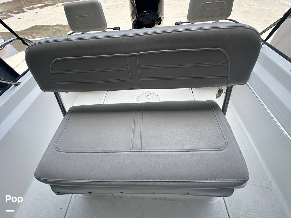 Slide: The Image of Boston Whaler 170 Montauk 2022 - 15585097