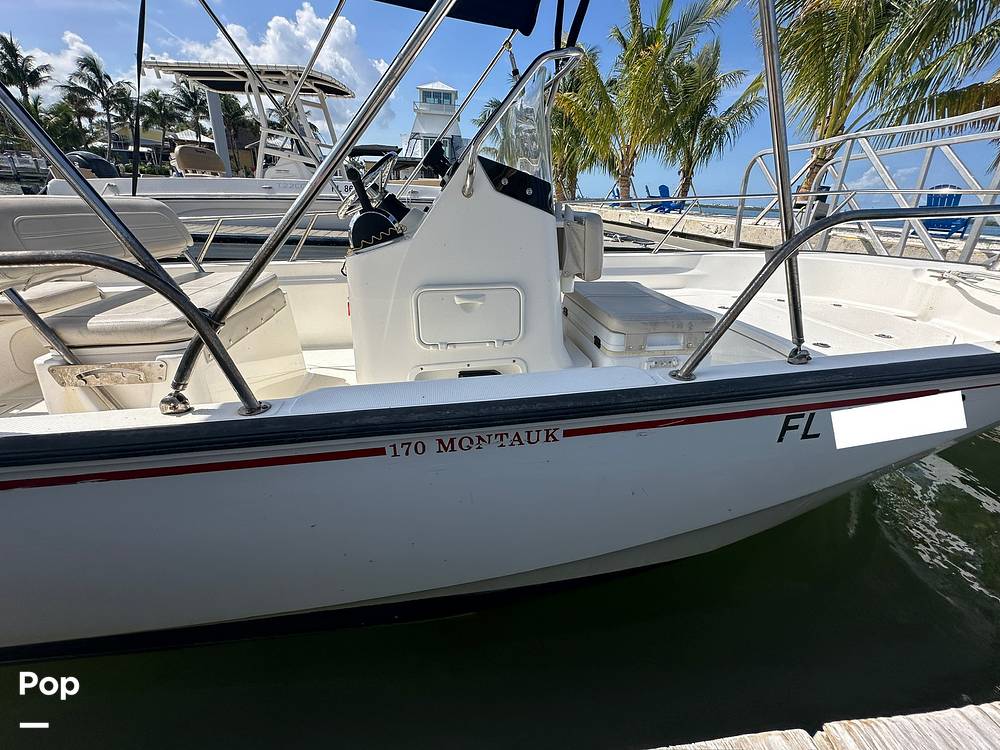 Slide: The Image of Boston Whaler 170 Montauk 2022 - 15674325