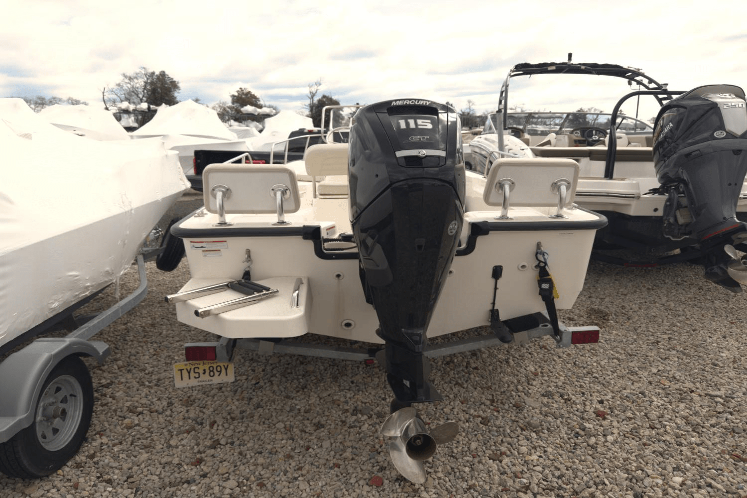 Slide: The Image of Boston Whaler 170 MONTAUK 2022 - 4