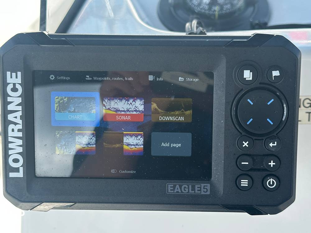 Slide: The Image of Boston Whaler 170 Montauk 2022 - 15674355