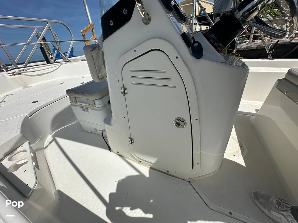 Slide: The Image of Boston Whaler 170 Montauk 2022 - 15674357