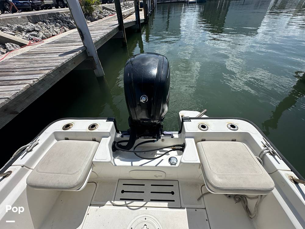 Slide: The Image of Boston Whaler 170 Montauk 2022 - 15674336