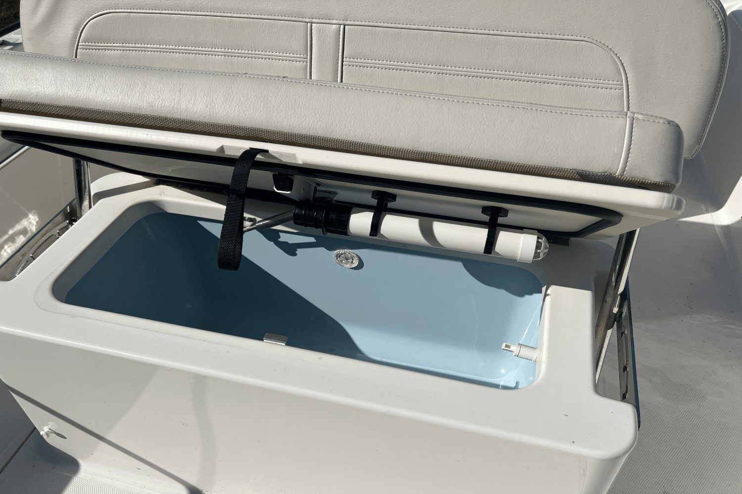 Slide: The Image of Boston Whaler 170 MONTAUK 2024 - 14