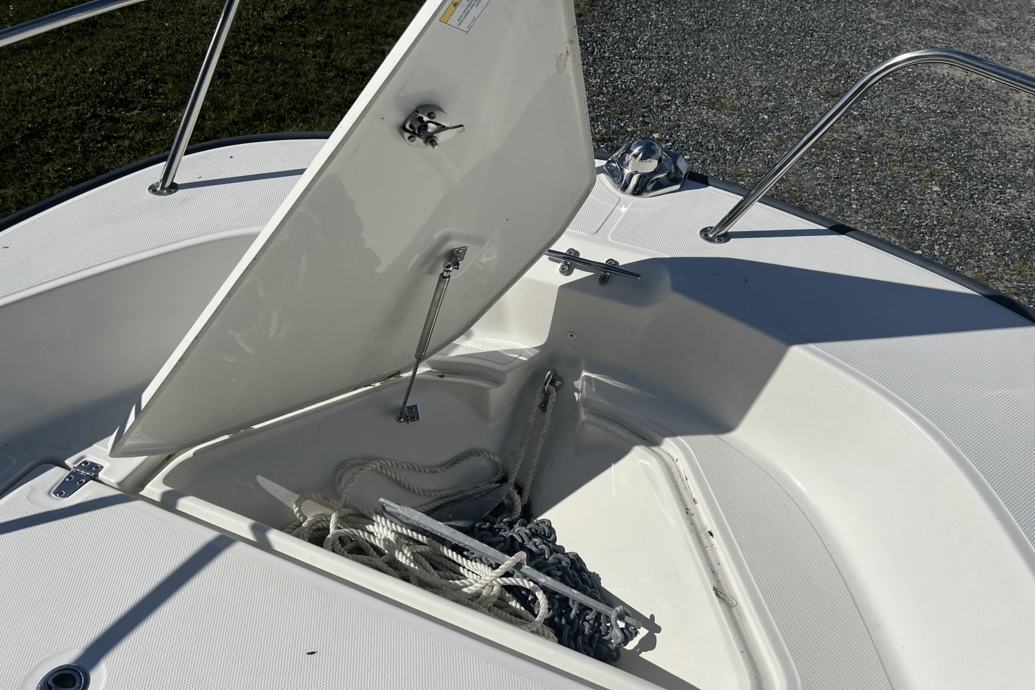 Slide: The Image of Boston Whaler 170 MONTAUK 2024 - 18