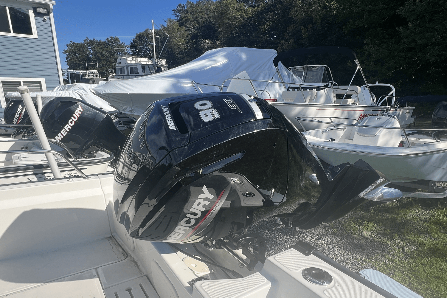 Slide: The Image of Boston Whaler 170 MONTAUK 2024 - 3