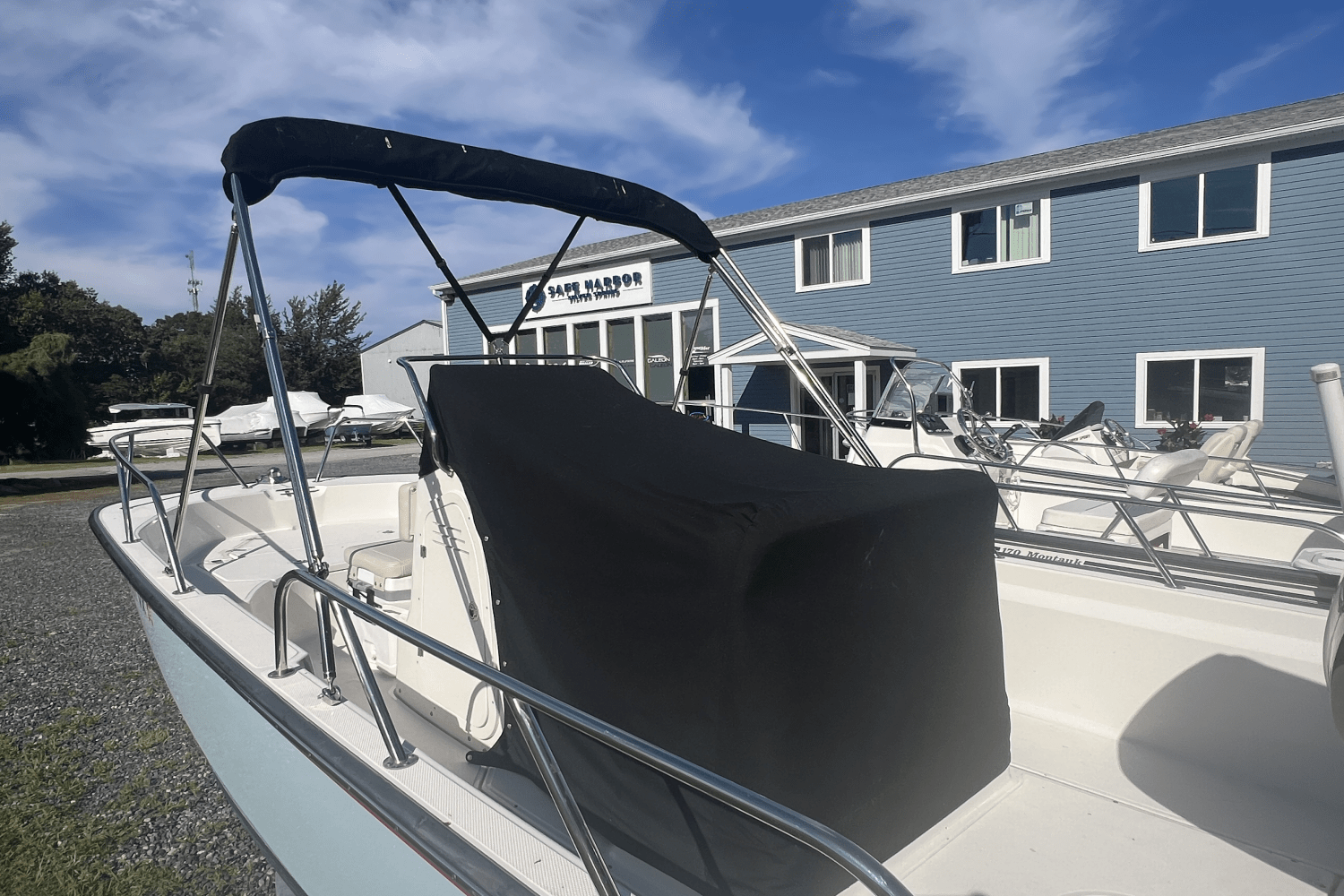 Slide: The Image of Boston Whaler 170 MONTAUK 2024 - 9