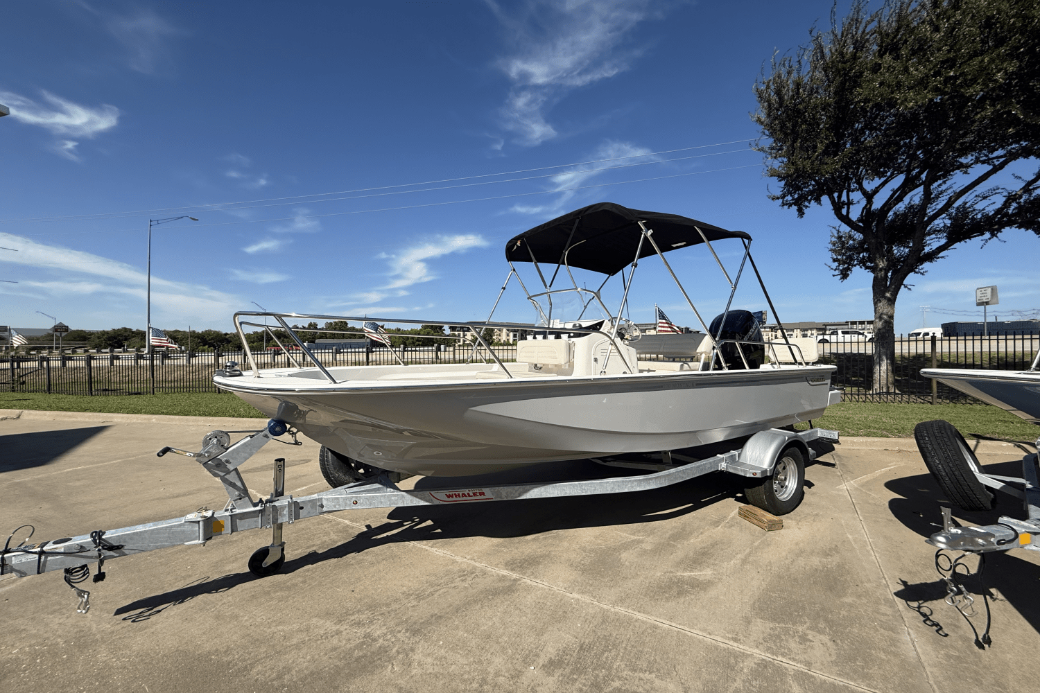 Slide: The Image of Boston Whaler 170 Montauk 2025 - 0