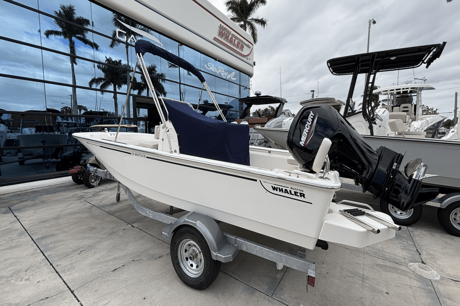 Slide: The Image of Boston Whaler 170 Montauk 2025 - 1