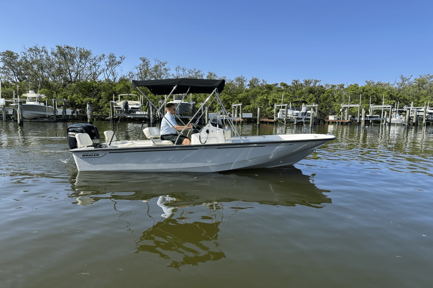 Slide: The Image of Boston Whaler 170 Montauk 2025 - 1