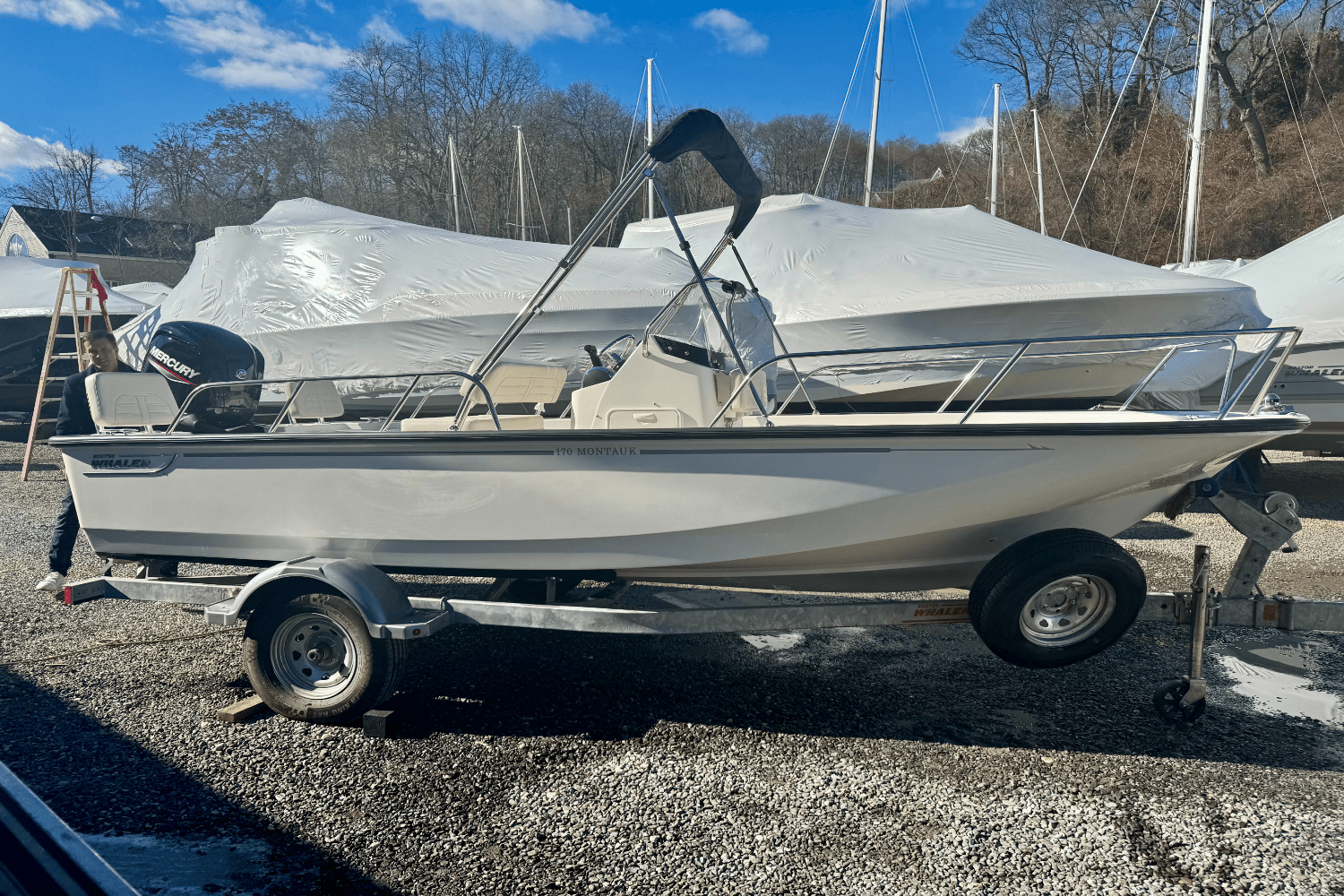Slide: The Image of Boston Whaler 170 Montauk 2025 - 1