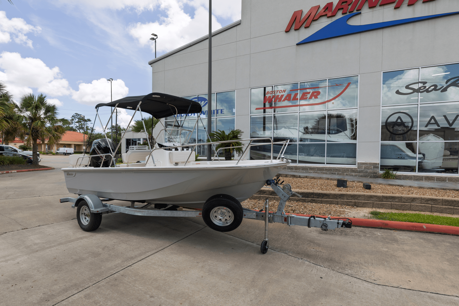 Slide: The Image of Boston Whaler 170 Montauk 2025 - 1