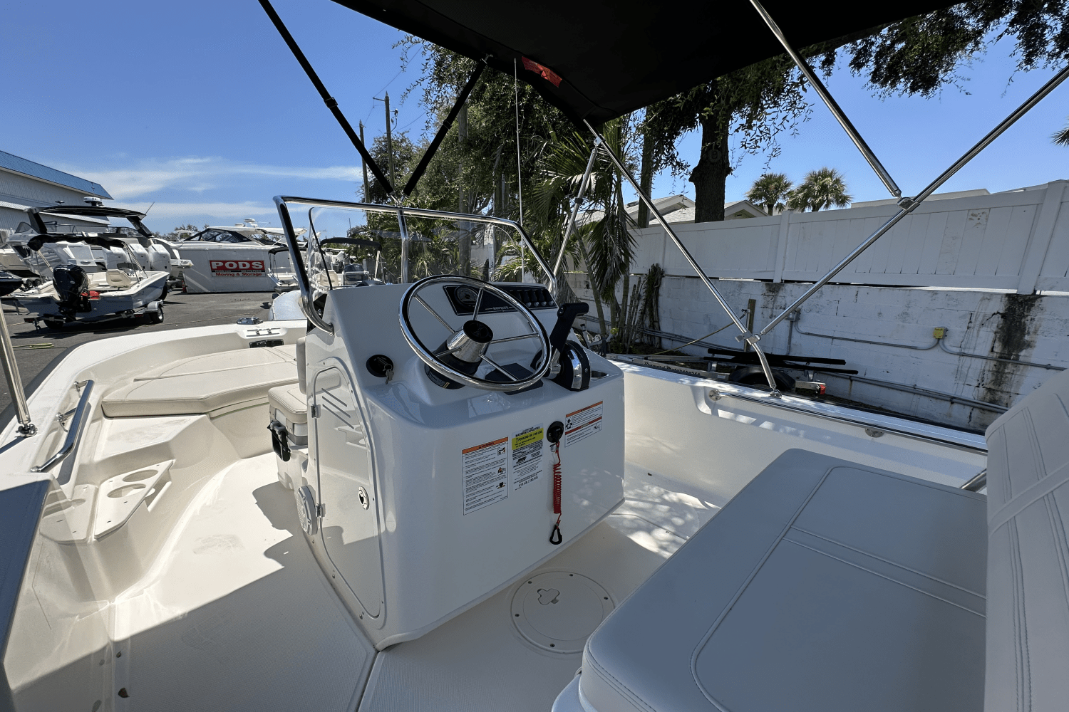 Slide: The Image of Boston Whaler 170 Montauk 2025 - 11