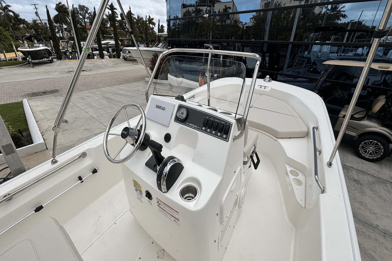 Slide: The Image of Boston Whaler 170 Montauk 2025 - 12
