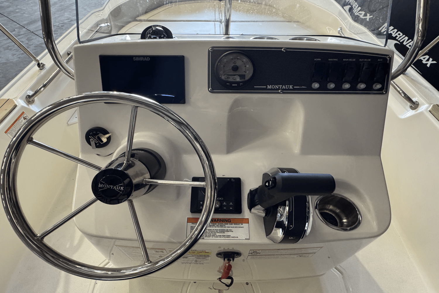 Slide: The Image of Boston Whaler 170 Montauk 2025 - 13