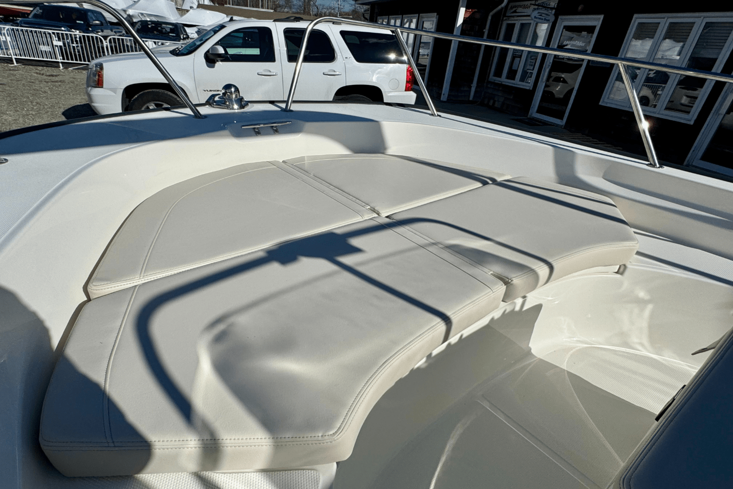 Slide: The Image of Boston Whaler 170 Montauk 2025 - 14