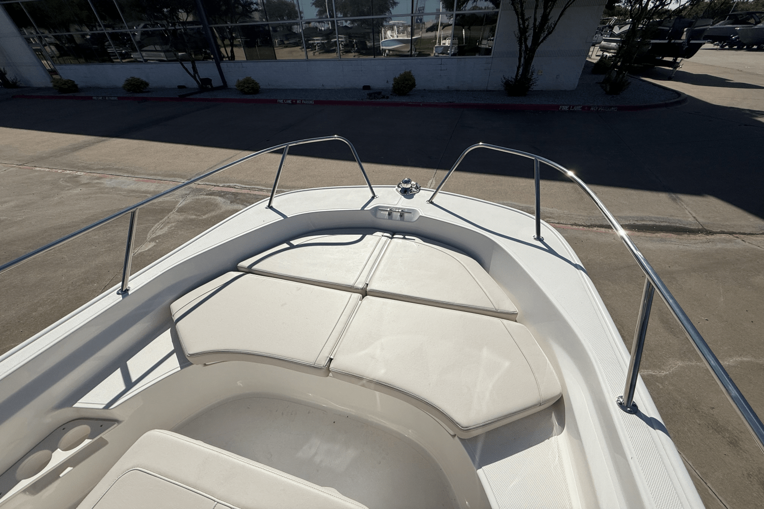 Slide: The Image of Boston Whaler 170 Montauk 2025 - 19