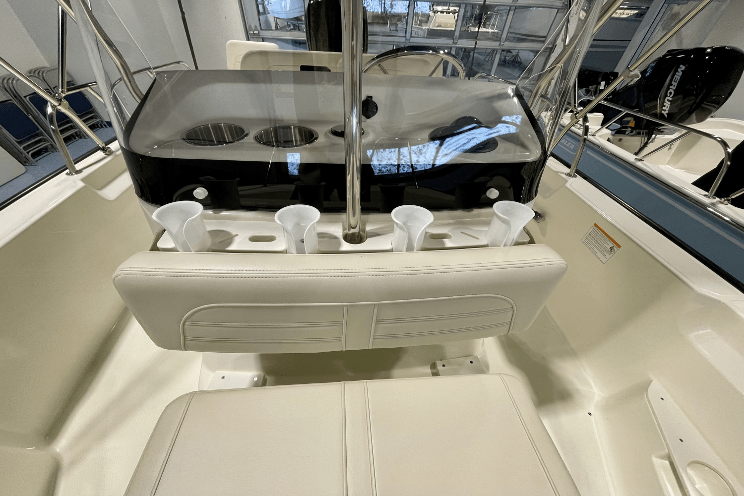 Slide: The Image of Boston Whaler 170 Montauk 2025 - 19