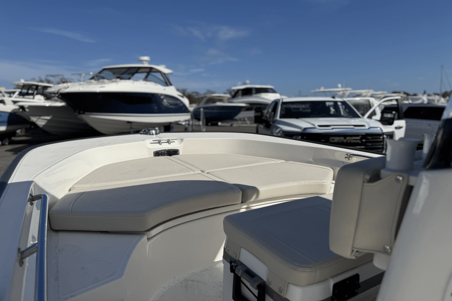 Slide: The Image of Boston Whaler 170 Montauk 2025 - 23