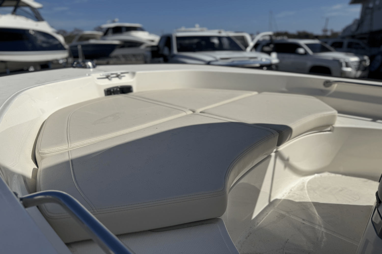 Slide: The Image of Boston Whaler 170 Montauk 2025 - 25