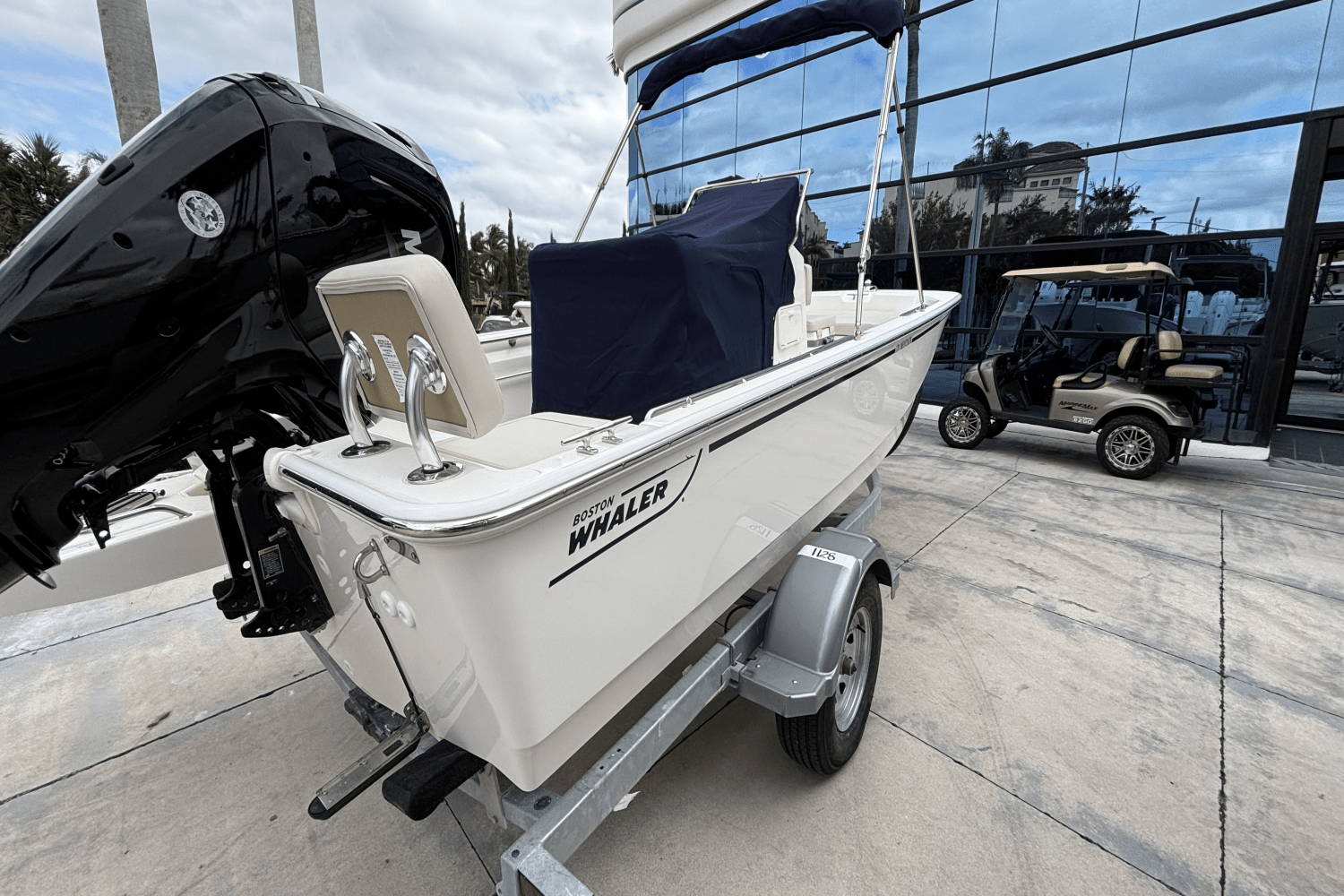 Slide: The Image of Boston Whaler 170 Montauk 2025 - 3