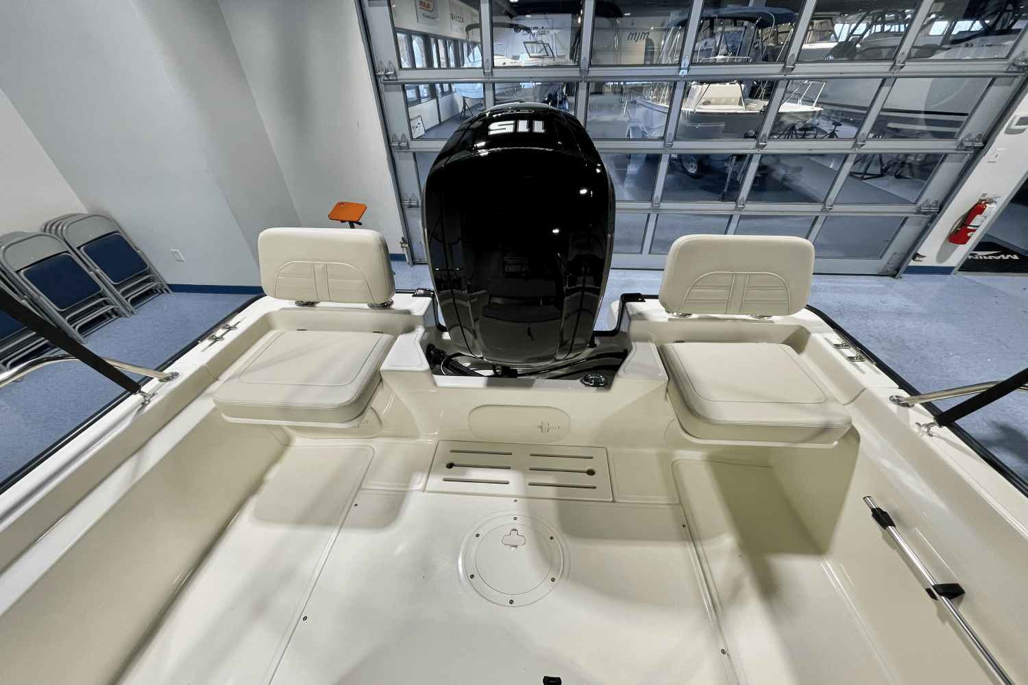 Slide: The Image of Boston Whaler 170 Montauk 2025 - 6