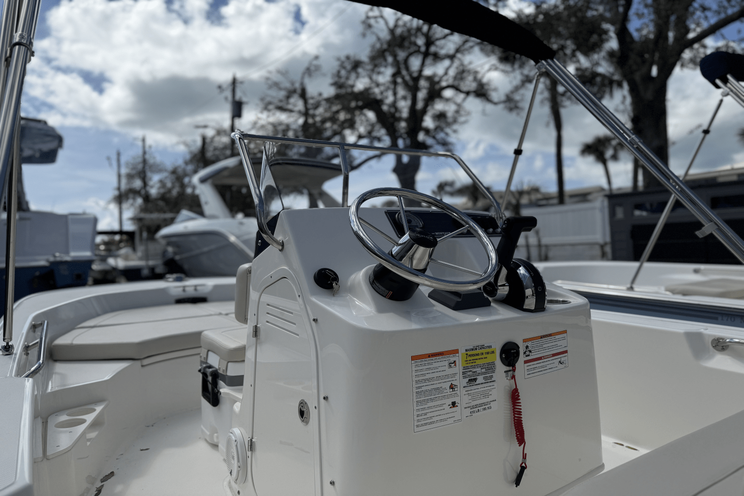 Slide: The Image of Boston Whaler 170 Montauk 2025 - 6