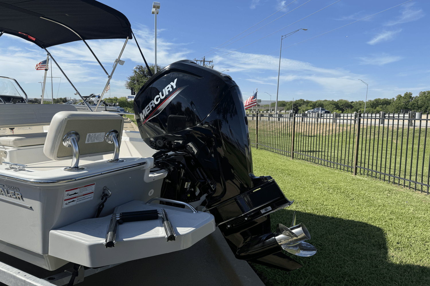 Slide: The Image of Boston Whaler 170 Montauk 2025 - 7