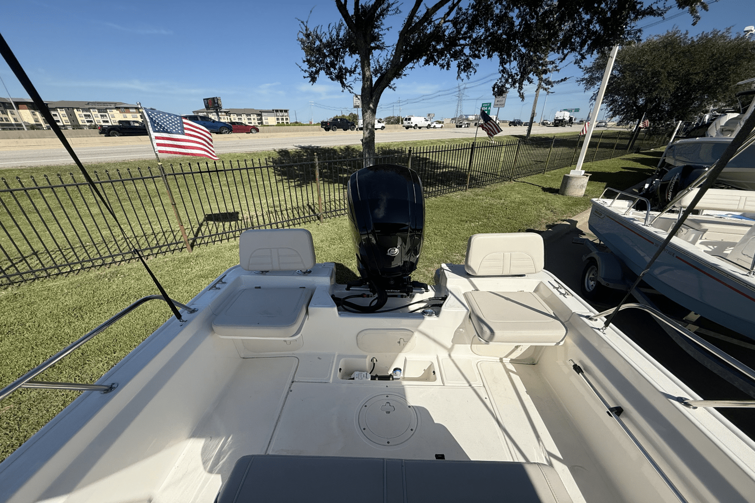 Slide: The Image of Boston Whaler 170 Montauk 2025 - 8