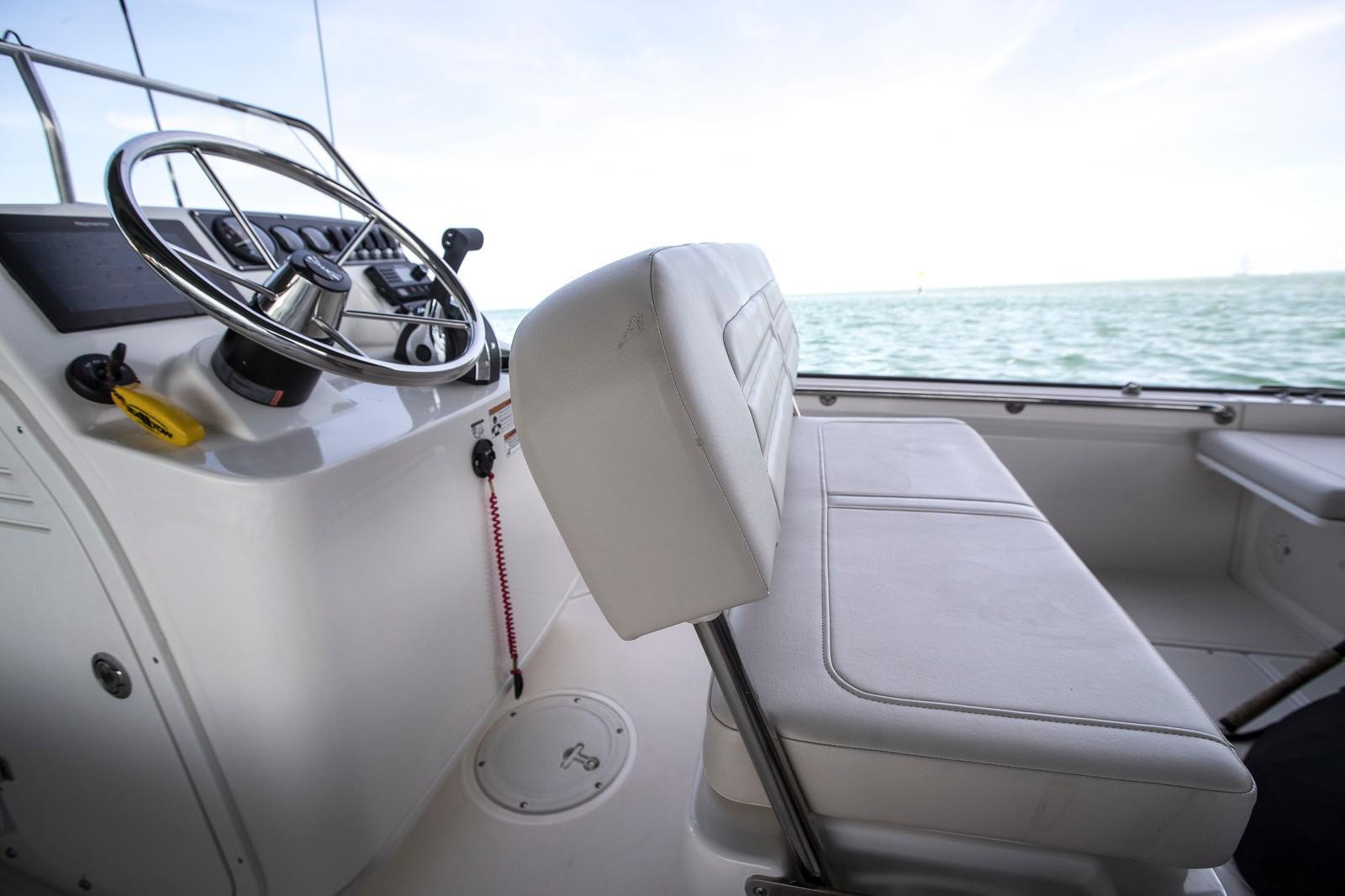 Slide: The Image of Boston Whaler 170 Montauk 2026 - 11