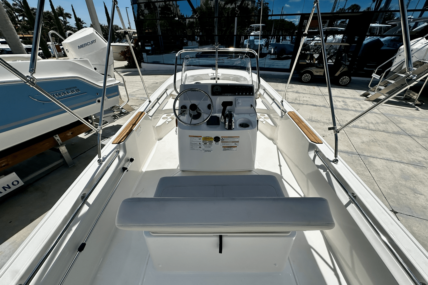 Slide: The Image of Boston Whaler 170 Montauk 2026 - 11