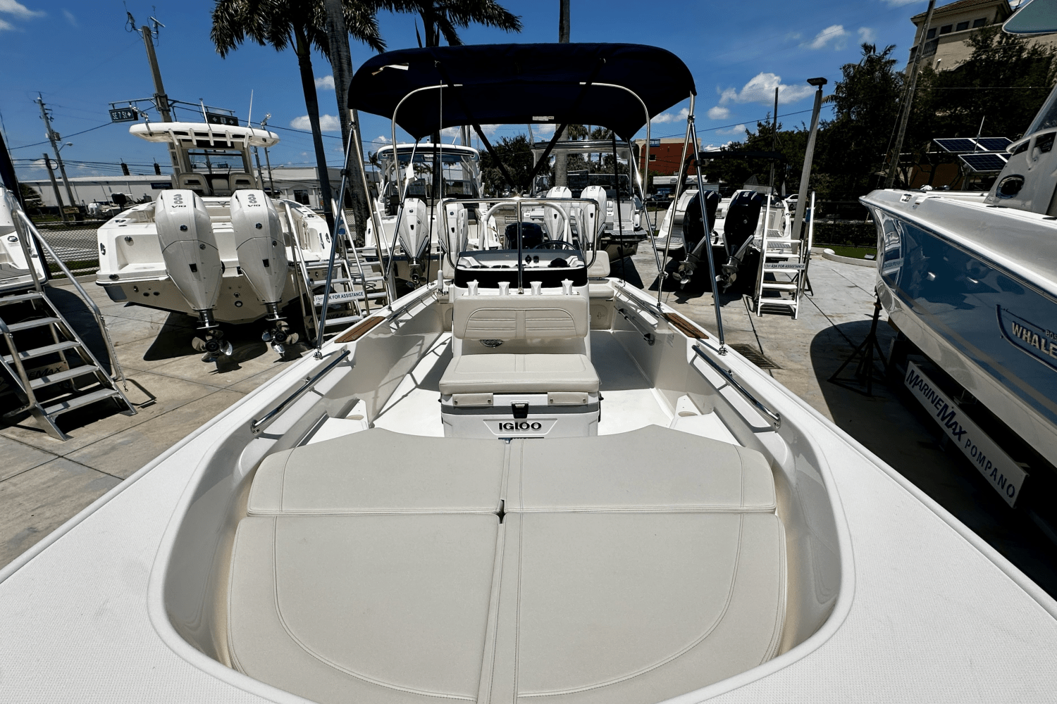 Slide: The Image of Boston Whaler 170 Montauk 2026 - 17