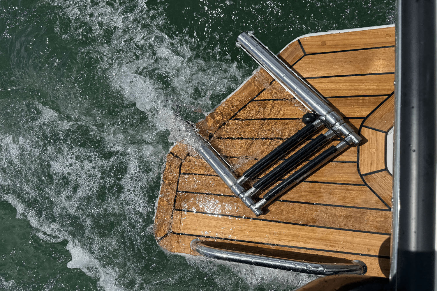 Slide: The Image of Boston Whaler 170 Montauk 2026 - 5