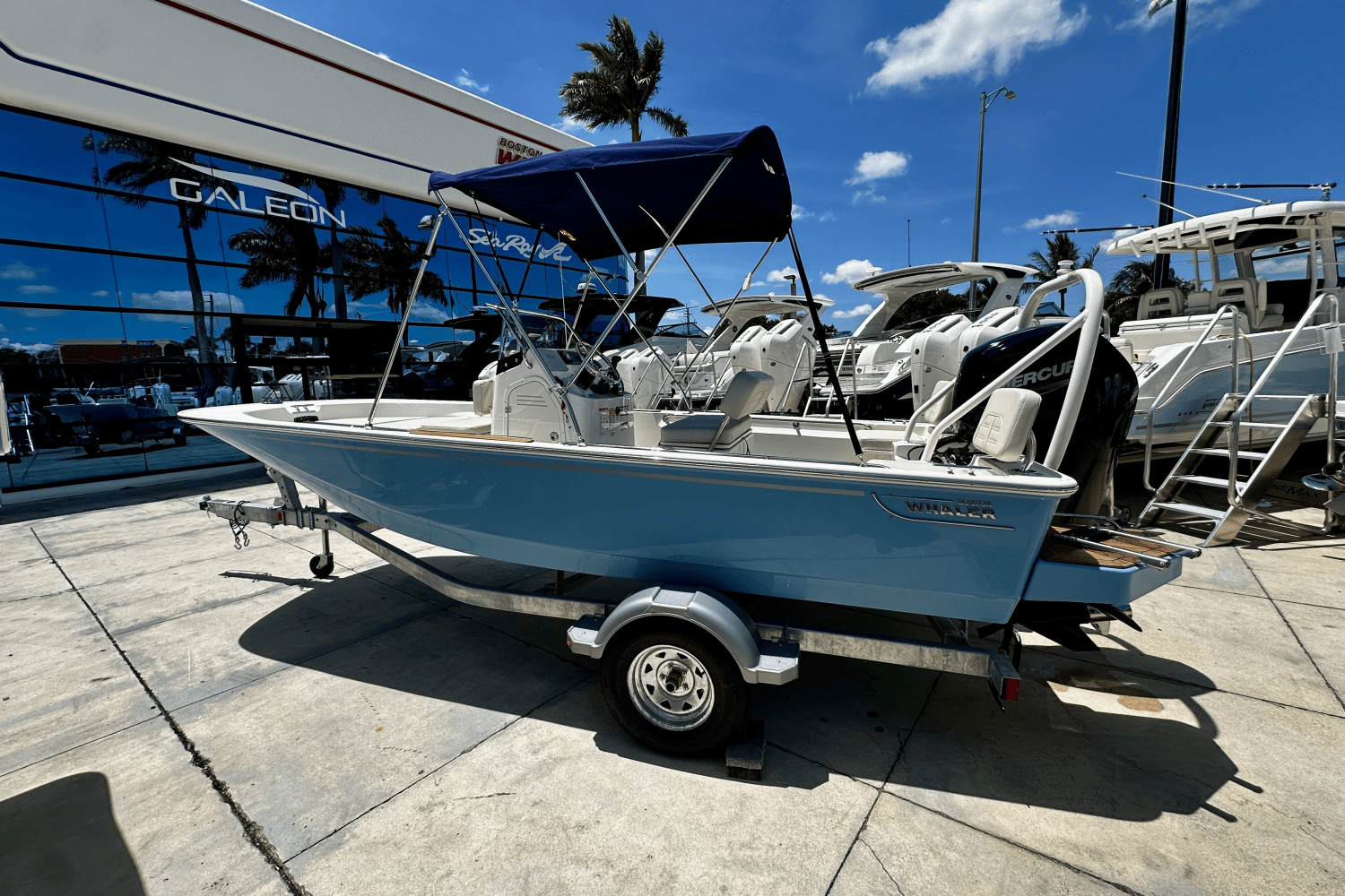 Slide: The Image of Boston Whaler 170 Montauk 2026 - 5