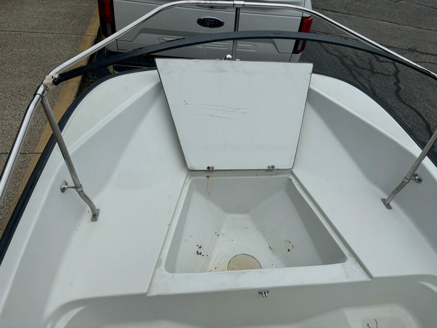 Slide: The Image of Boston Whaler 17 Montauk 1993 - 5469648