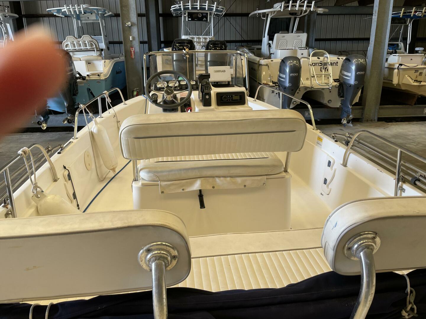 Slide: The Image of Boston Whaler 18 2000 - 4050487